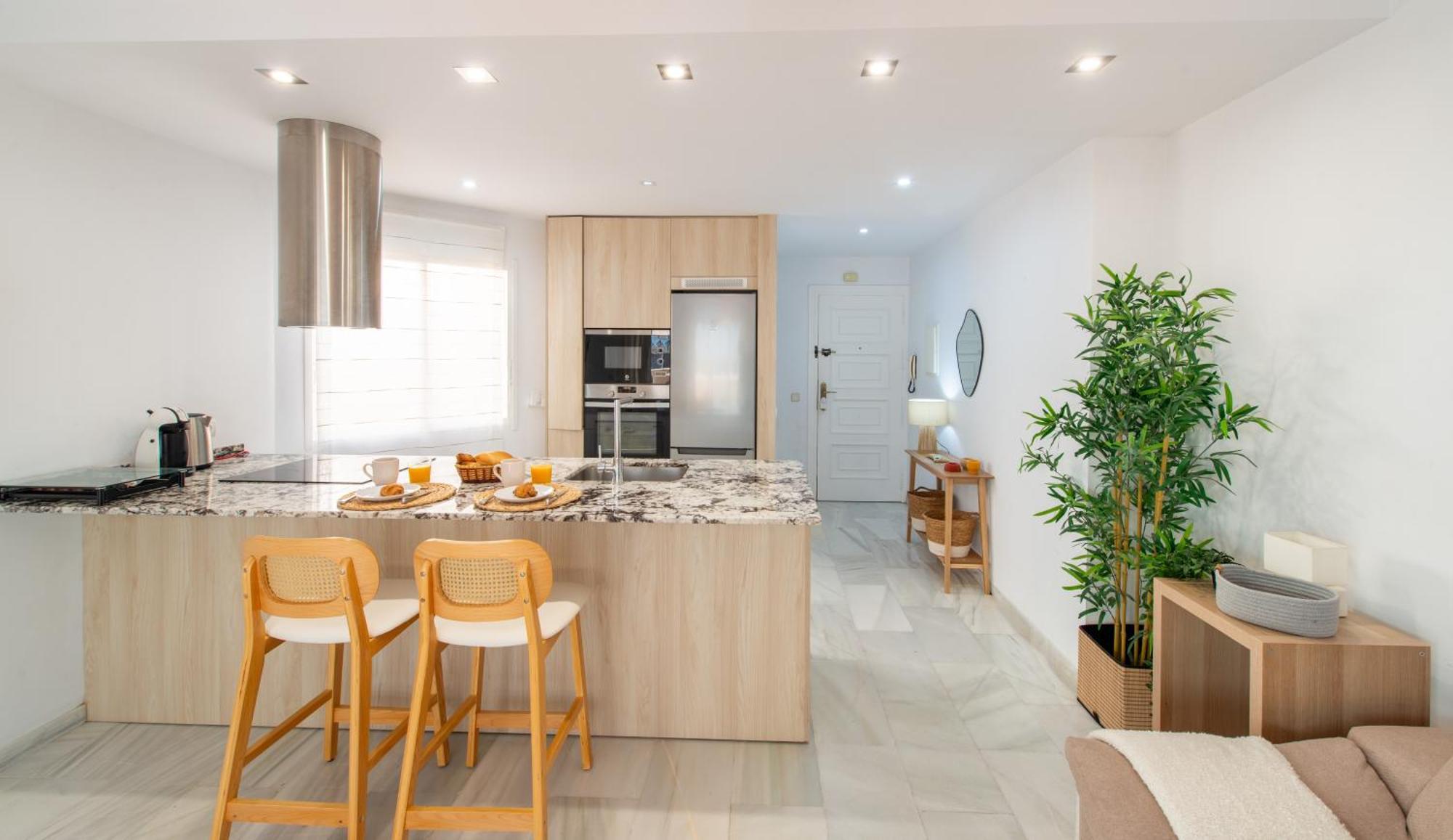 Ferienwohnung Penthouse With Terrace In Marbella- Costa Del Sol Exterior foto